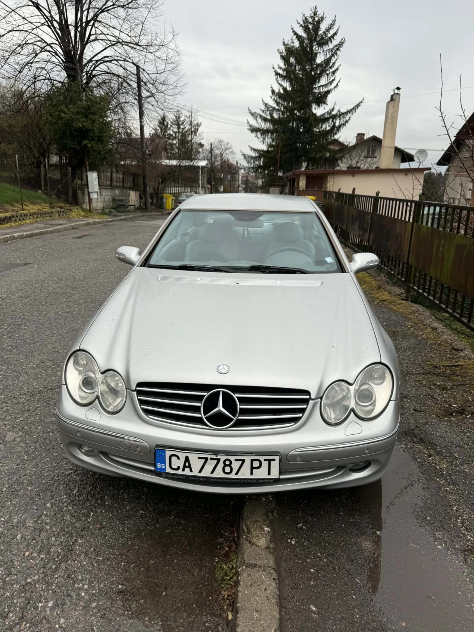 Mercedes-Benz CLK 270cdi, снимка 5 - Автомобили и джипове - 54113904