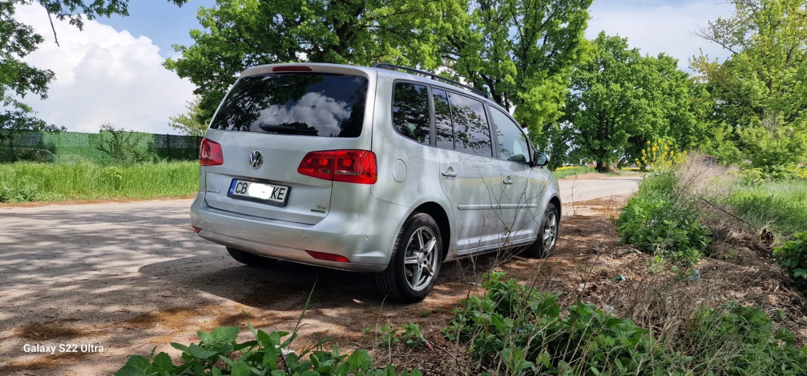 VW Touran 1.6 TDI, снимка 4 - Автомобили и джипове - 54554274