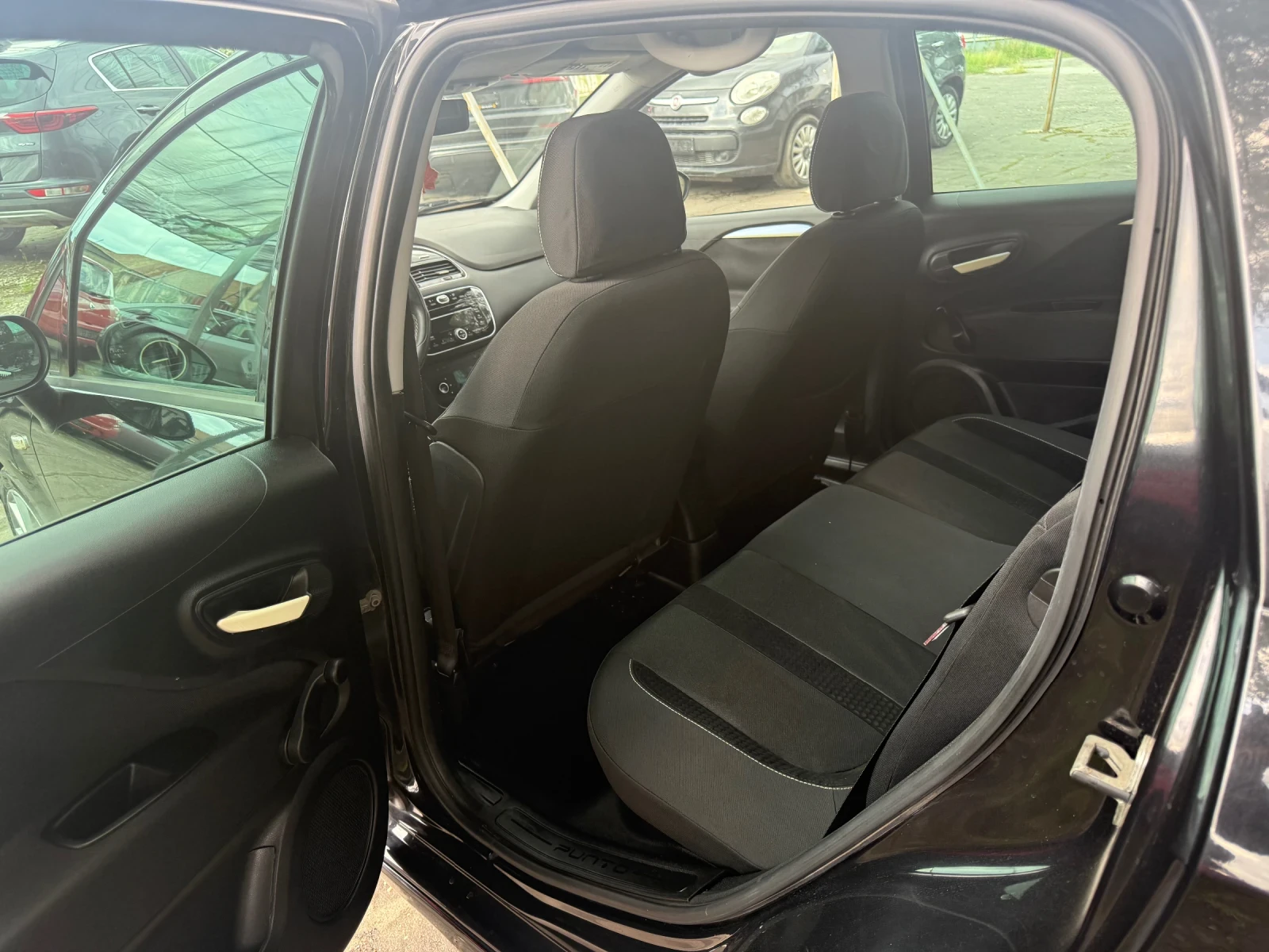 Fiat Punto Evo 1.3 multijet, снимка 14 - Автомобили и джипове - 54583129