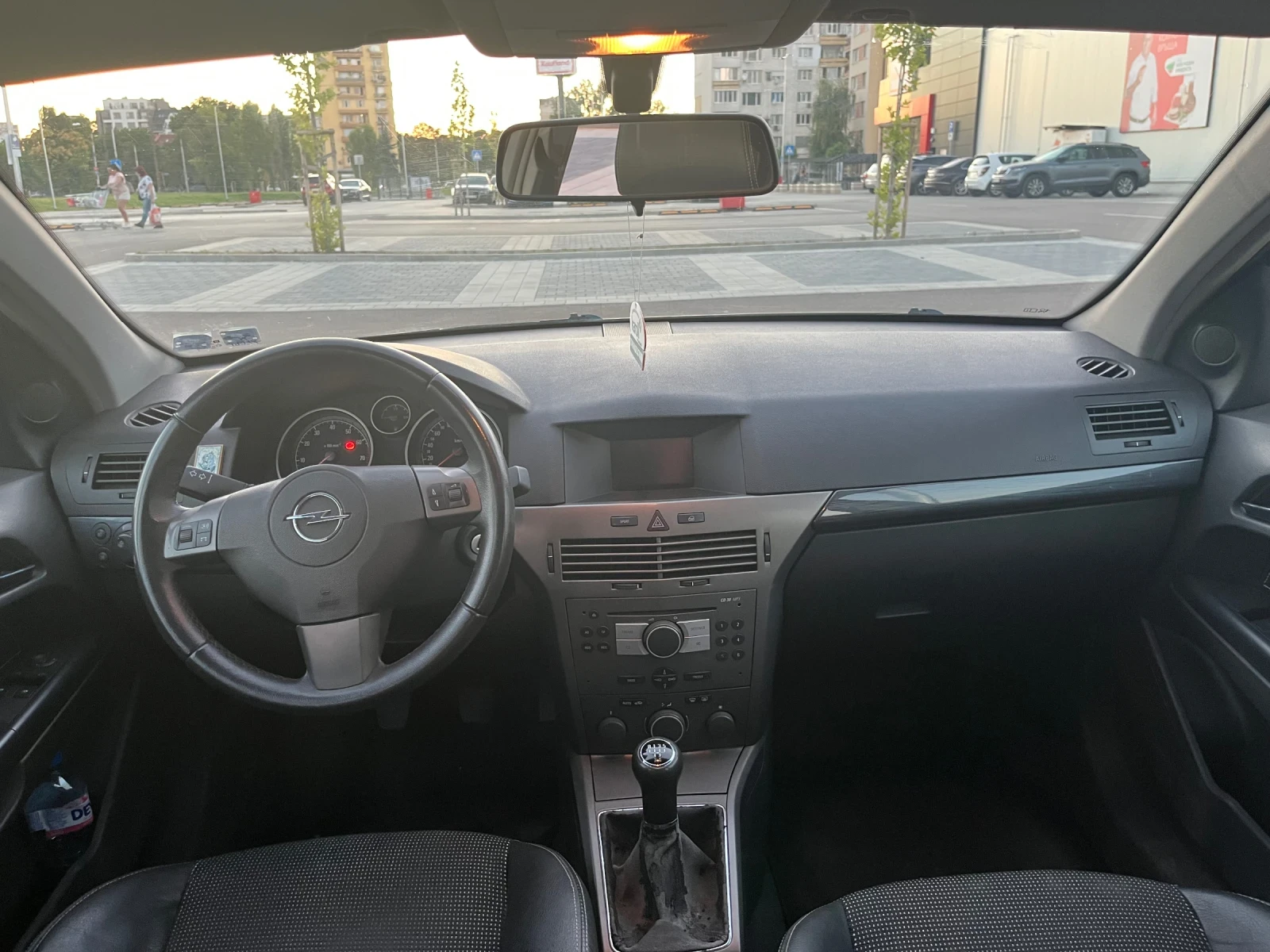 Opel Astra, снимка 12 - Автомобили и джипове - 55725301