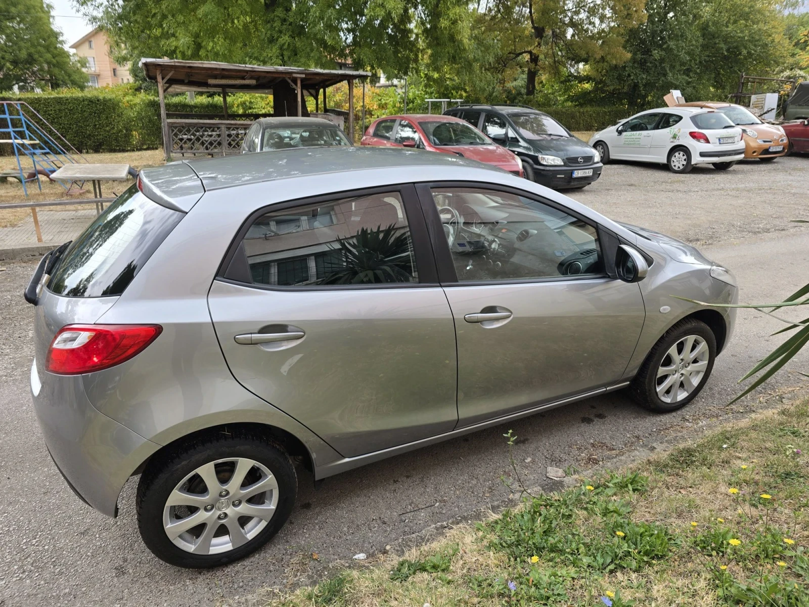 Mazda 2 �� �������� 115000��.4�����.����������� | Mobile.bg � ����������� 4