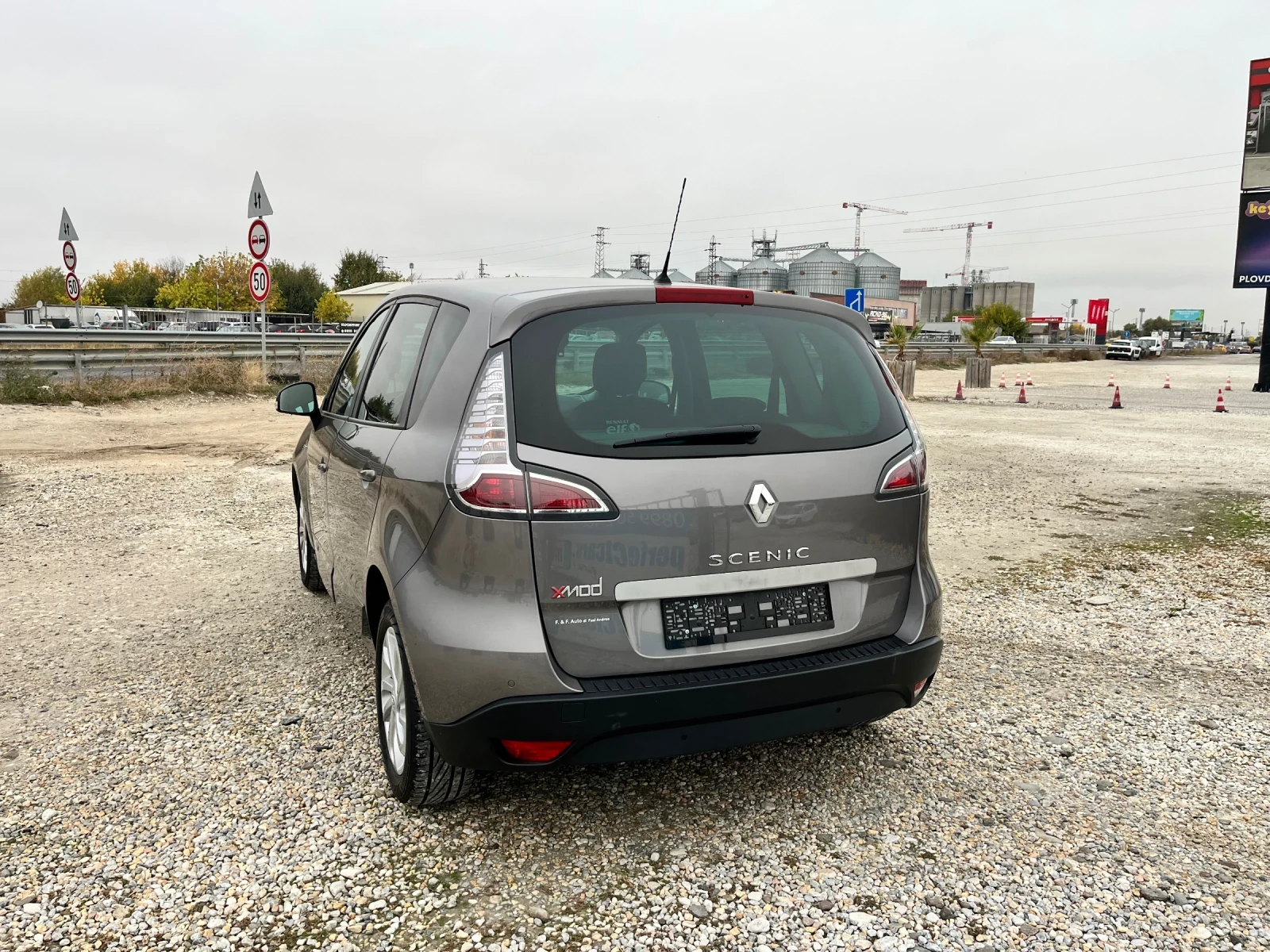 Renault Scenic 1.6i* 110�.�.* Xmod* ������ ���� ������ ������!!! | Mobile.bg � ����������� 3