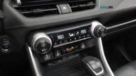 Toyota Rav4 2.5XLE* DIGITAL* ПОДГРЕВ* КАМЕРА* ДИСТРОНИК* , снимка 17