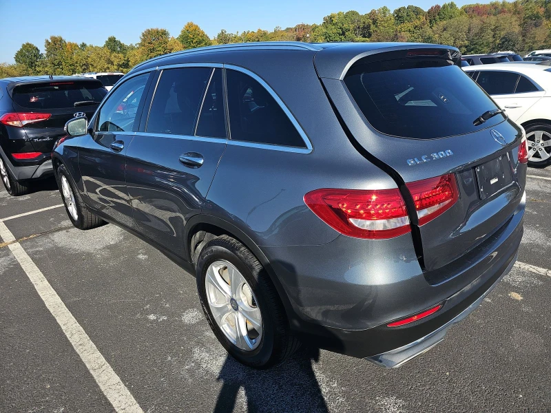 Mercedes-Benz GLC 300 BURMAISTER* Keyless* Двойна Панорама, снимка 4 - Автомобили и джипове - 47861513