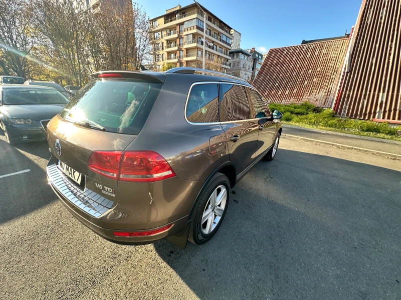 VW Touareg, снимка 7 - Автомобили и джипове - 47994678