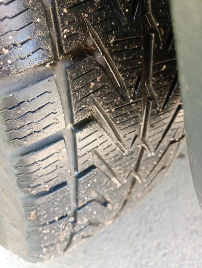 VW Touareg 2.5TDI, снимка 6 - Автомобили и джипове - 52403215