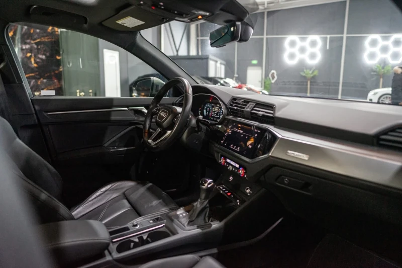 Audi Q3 45 TFSI TURBO QUATTRO FULL S ПАНО LINE ЛИЗИНГ 100%, снимка 14 - Автомобили и джипове - 52634488