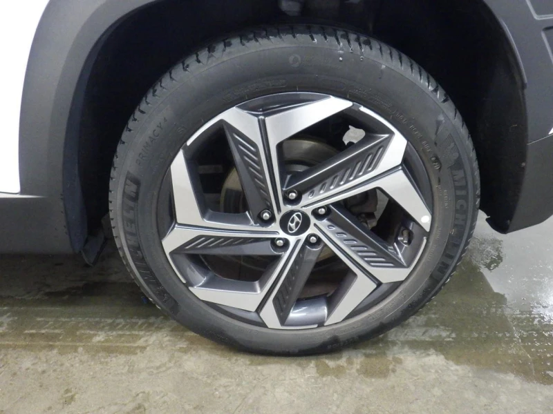 Hyundai Tucson 1.6 T-GDI Comfort, снимка 8 - Автомобили и джипове - 52836028