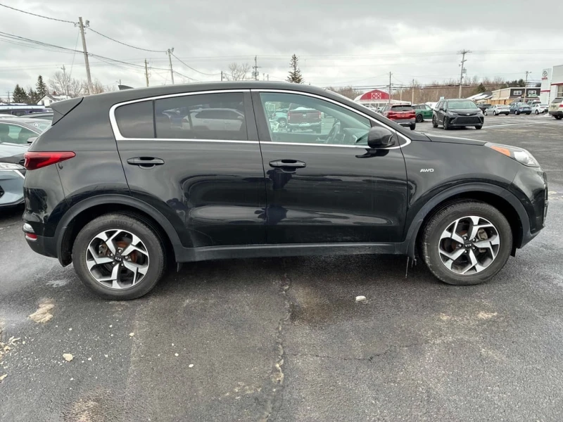 Kia Sportage * LX * CARFAX * БЕЗ ПЪРВОНАЧАЛНА ВНОСКА, снимка 3 - Автомобили и джипове - 53380141