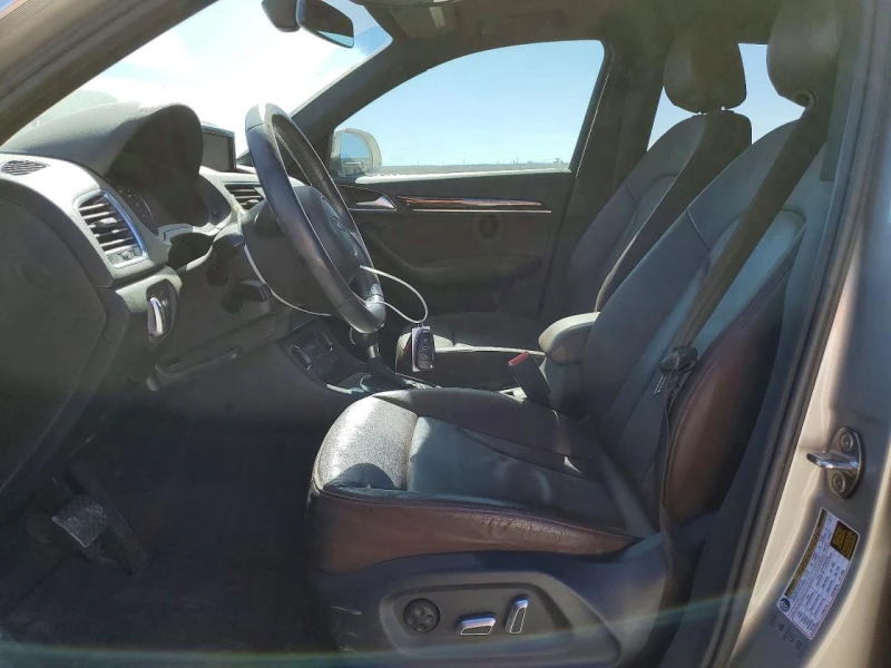 Audi Q3 2l Premium Plus, снимка 7 - Автомобили и джипове - 53540823