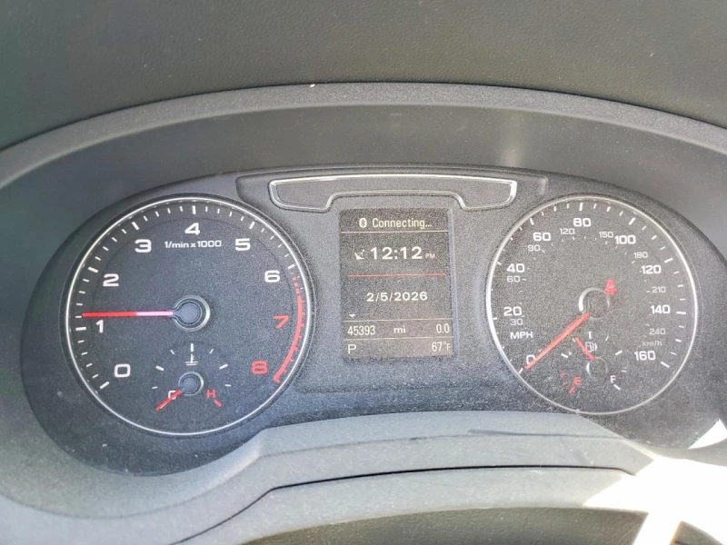 Audi Q3 2l Premium Plus, снимка 9 - Автомобили и джипове - 53540823