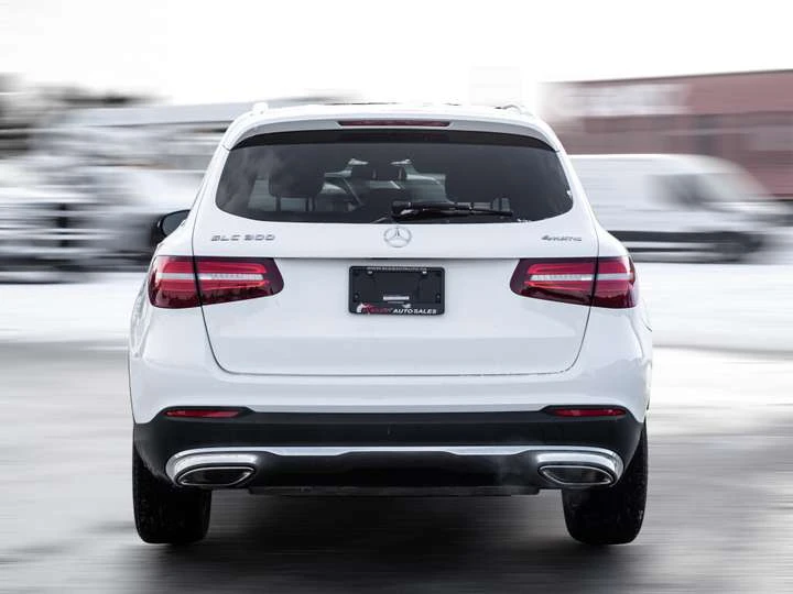 Mercedes-Benz GLC 300| NAV| PANOROOF| B.SPOT| ONE OWNER| CLEAN CARFA, снимка 5 - Автомобили и джипове - 53558850