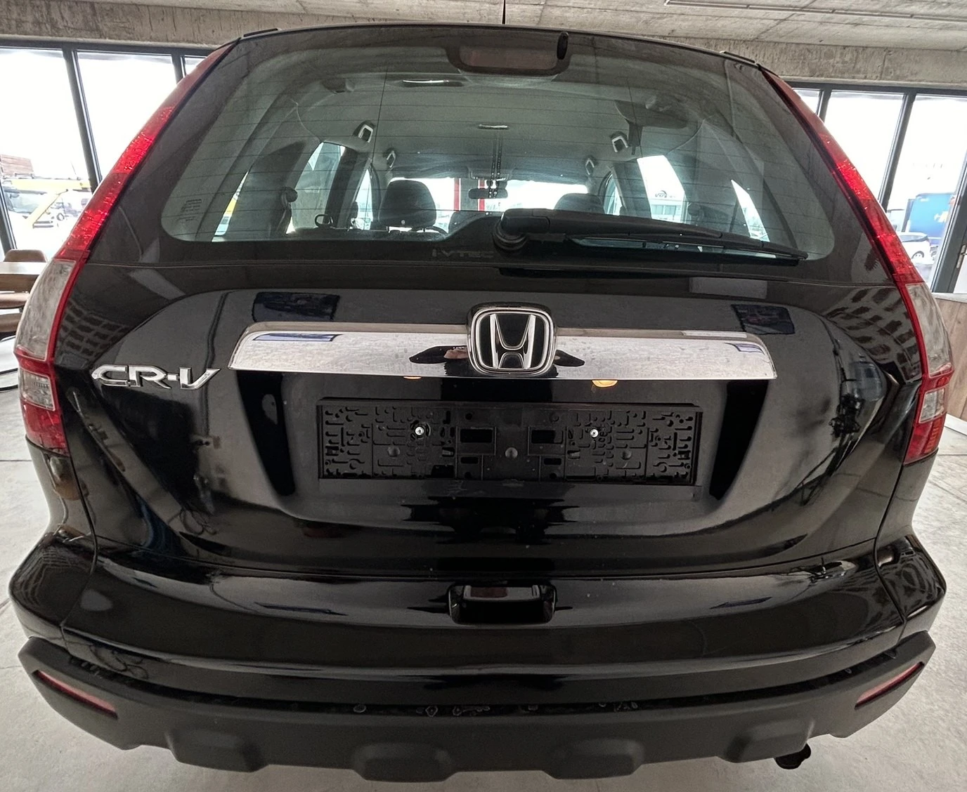 Honda Cr-v 2.0 БЕНЗИН 4x4 - изображение 6