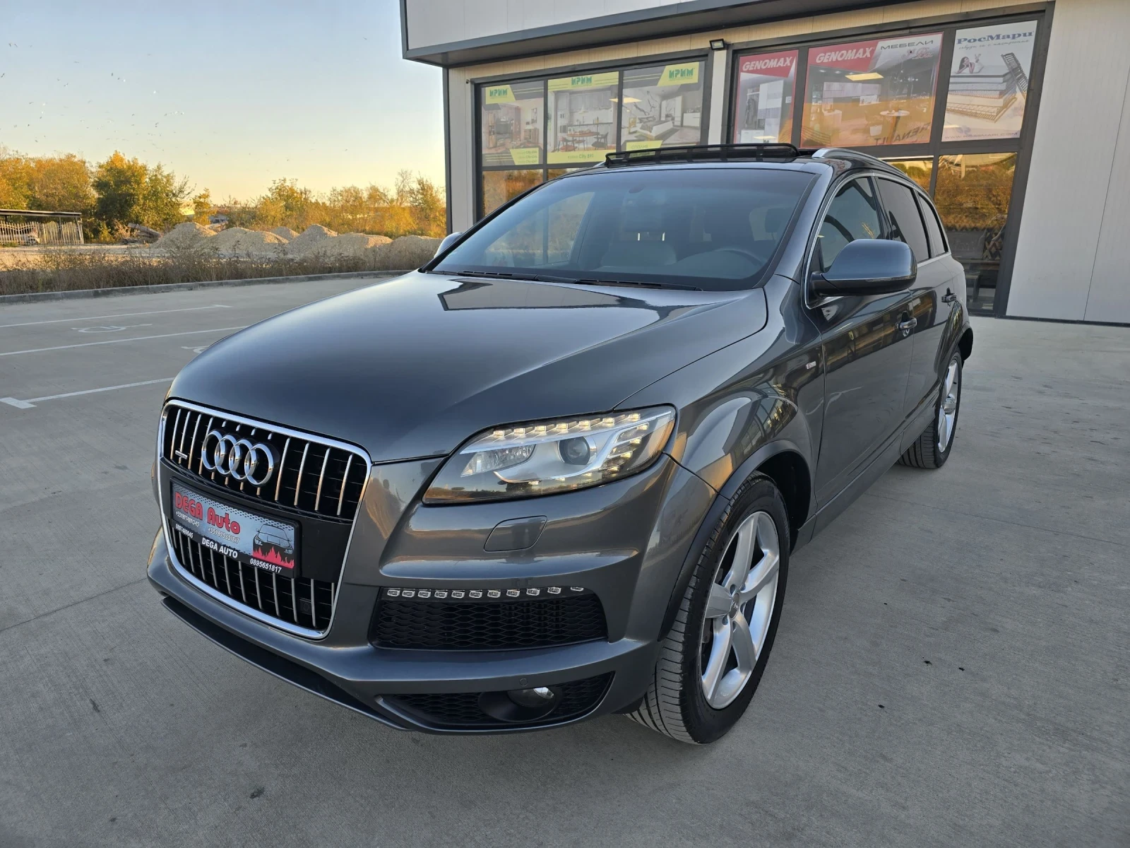 Audi Q7 3.0tdi* SLine+ * 8скорости* Keyless* Понорама* Ful - изображение 3