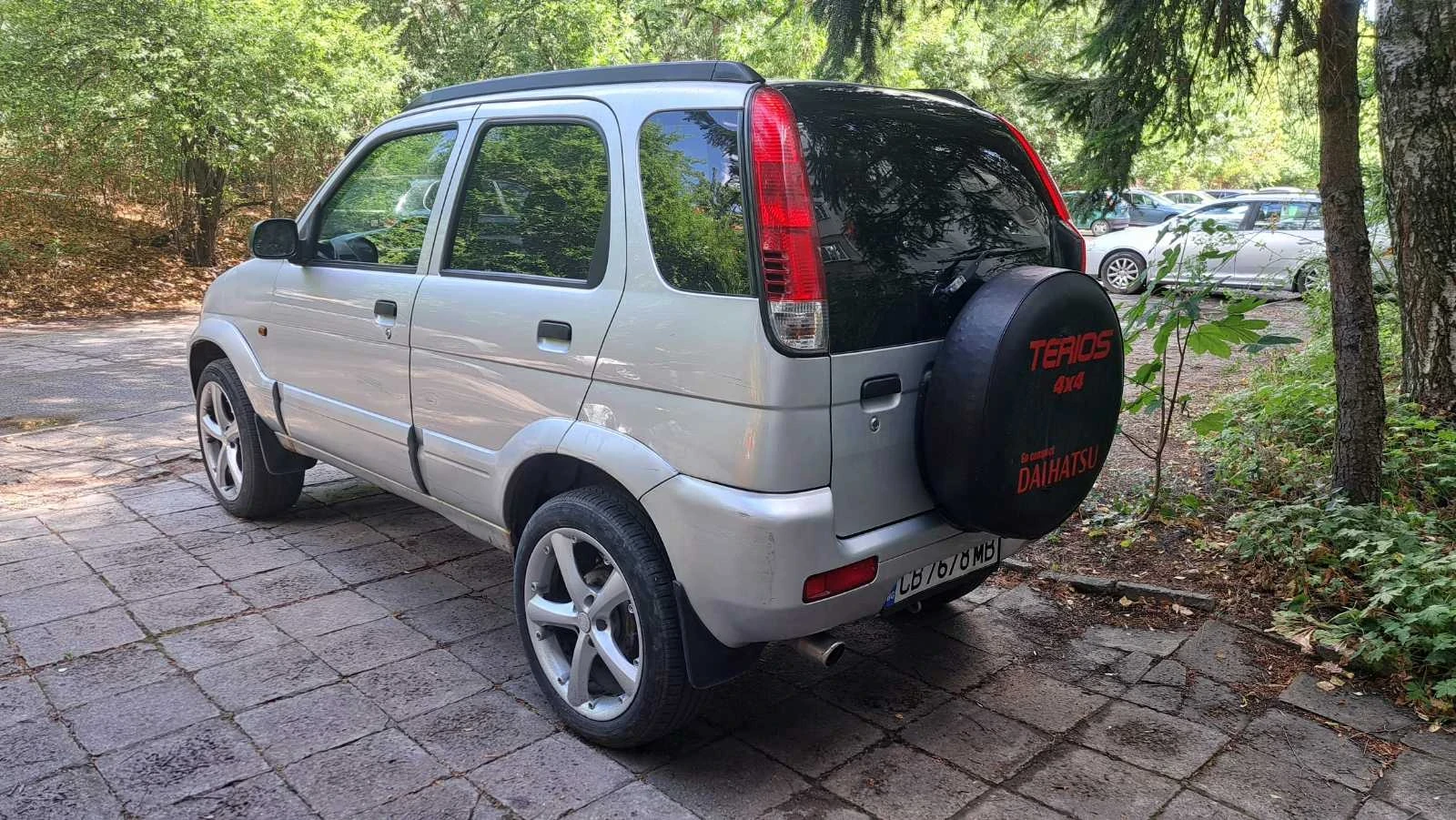 Daihatsu Terios | Mobile.bg   12