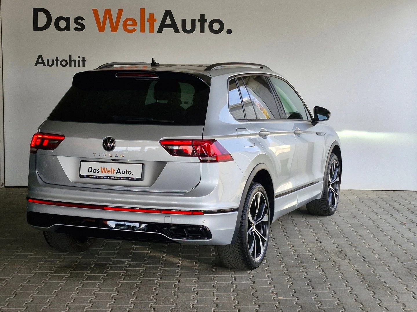 VW Tiguan R-Line 2.0 TDI SCR 4MOTION DSG | Mobile.bg   2