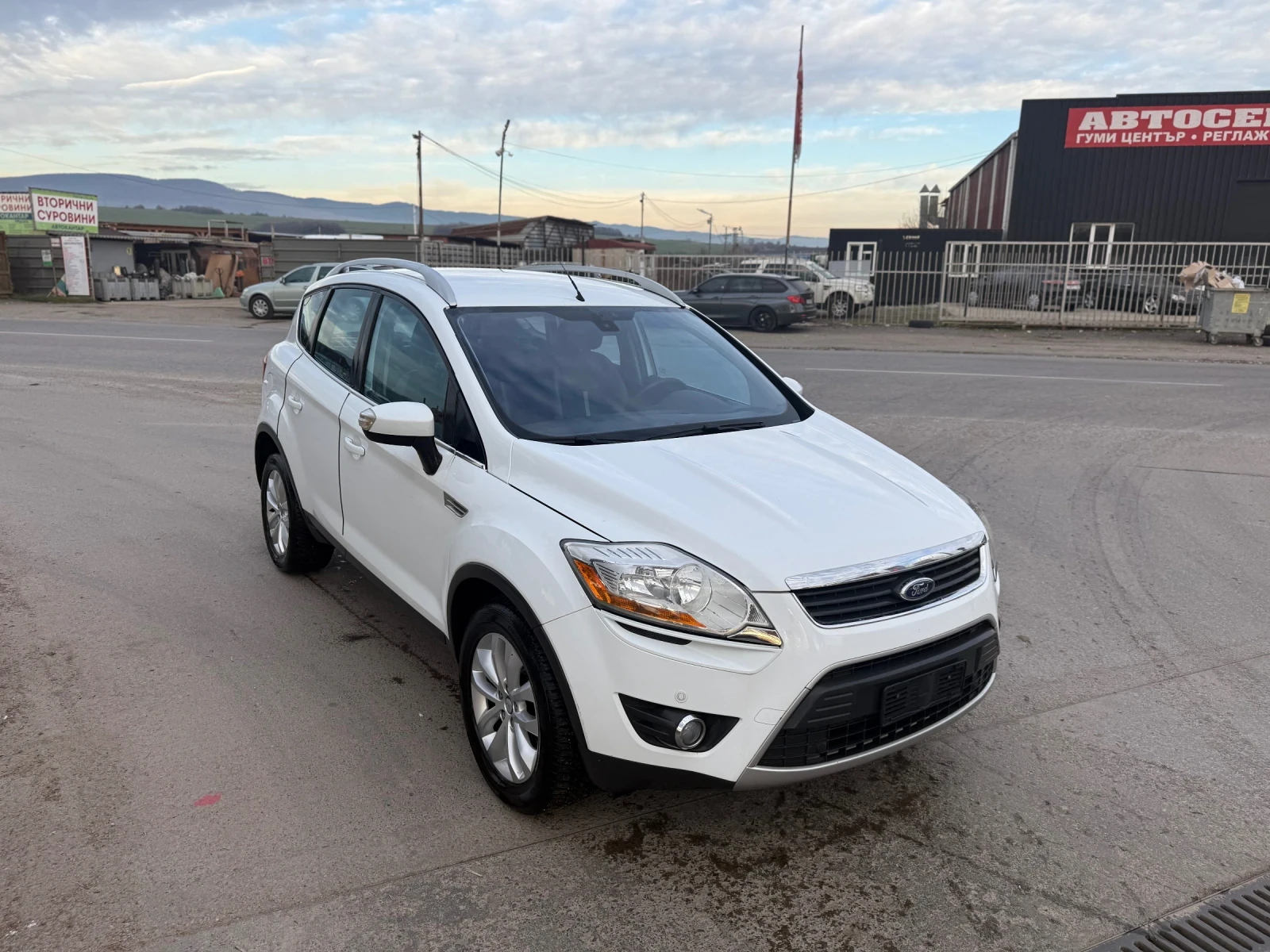Ford Kuga 2.0TDCI.4X4 TITANIUM - изображение 3