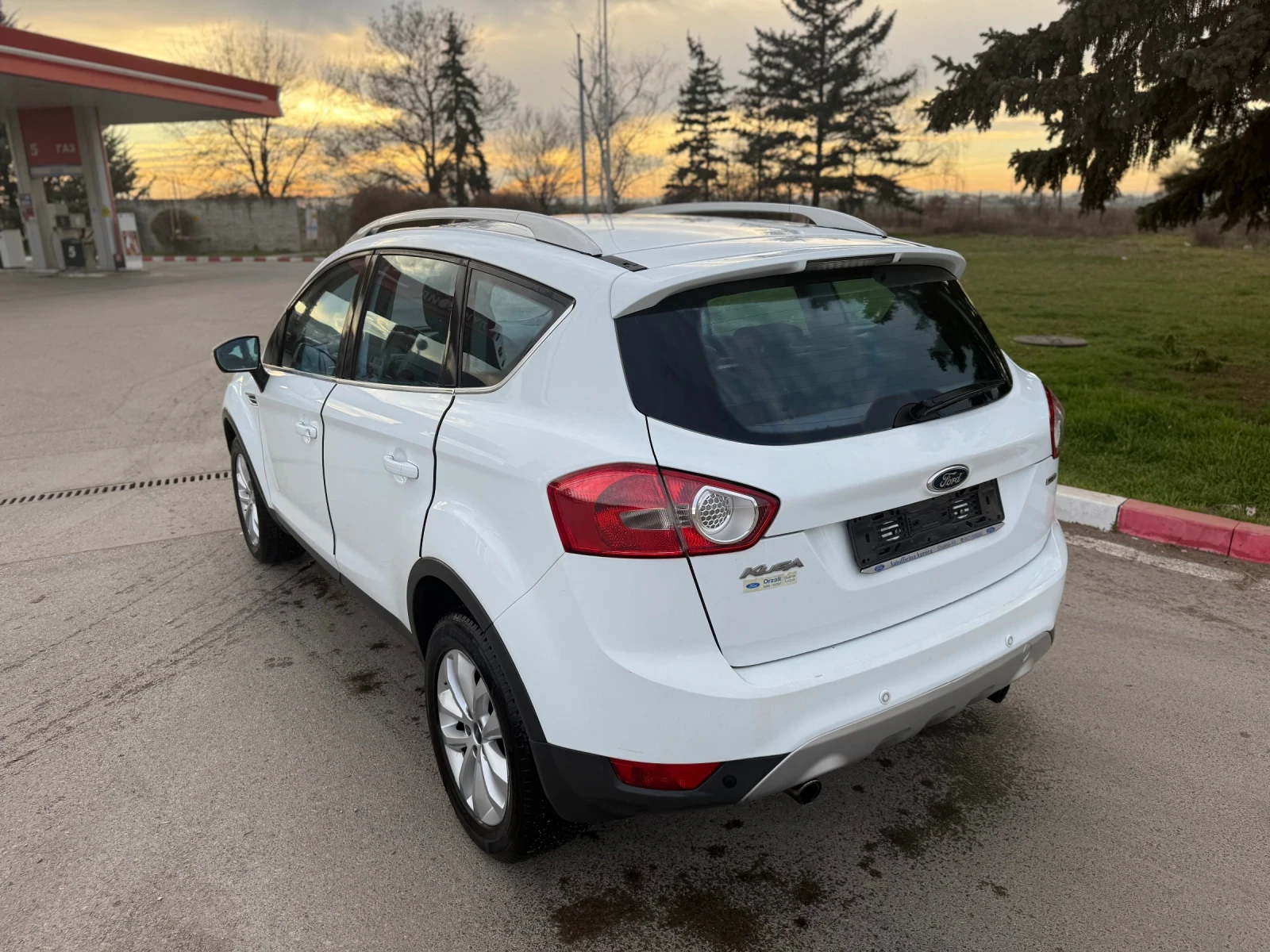 Ford Kuga 2.0TDCI.4X4 TITANIUM - изображение 6
