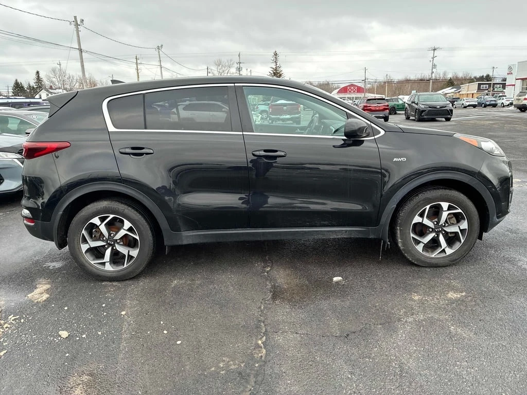 Kia Sportage * LX * CARFAX * БЕЗ ПЪРВОНАЧАЛНА ВНОСКА - изображение 3