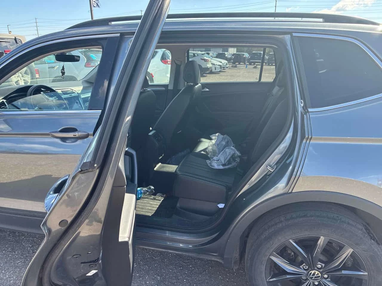 VW Tiguan * Comfortline * CARFAX * ���� �� �� | Mobile.bg � ����������� 13