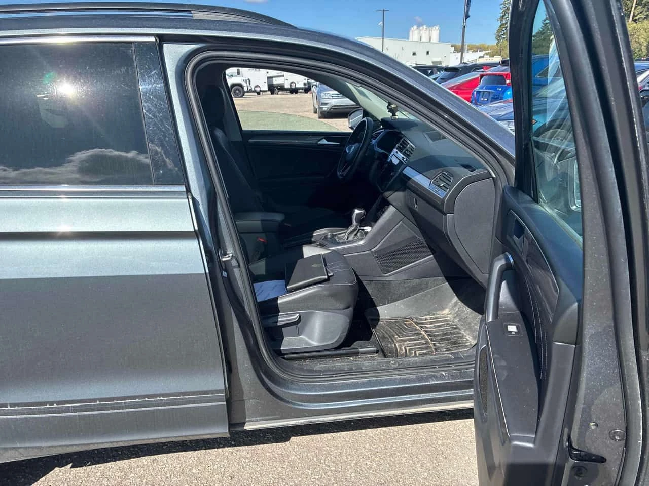 VW Tiguan * Comfortline * CARFAX * ���� �� �� | Mobile.bg � ����������� 7