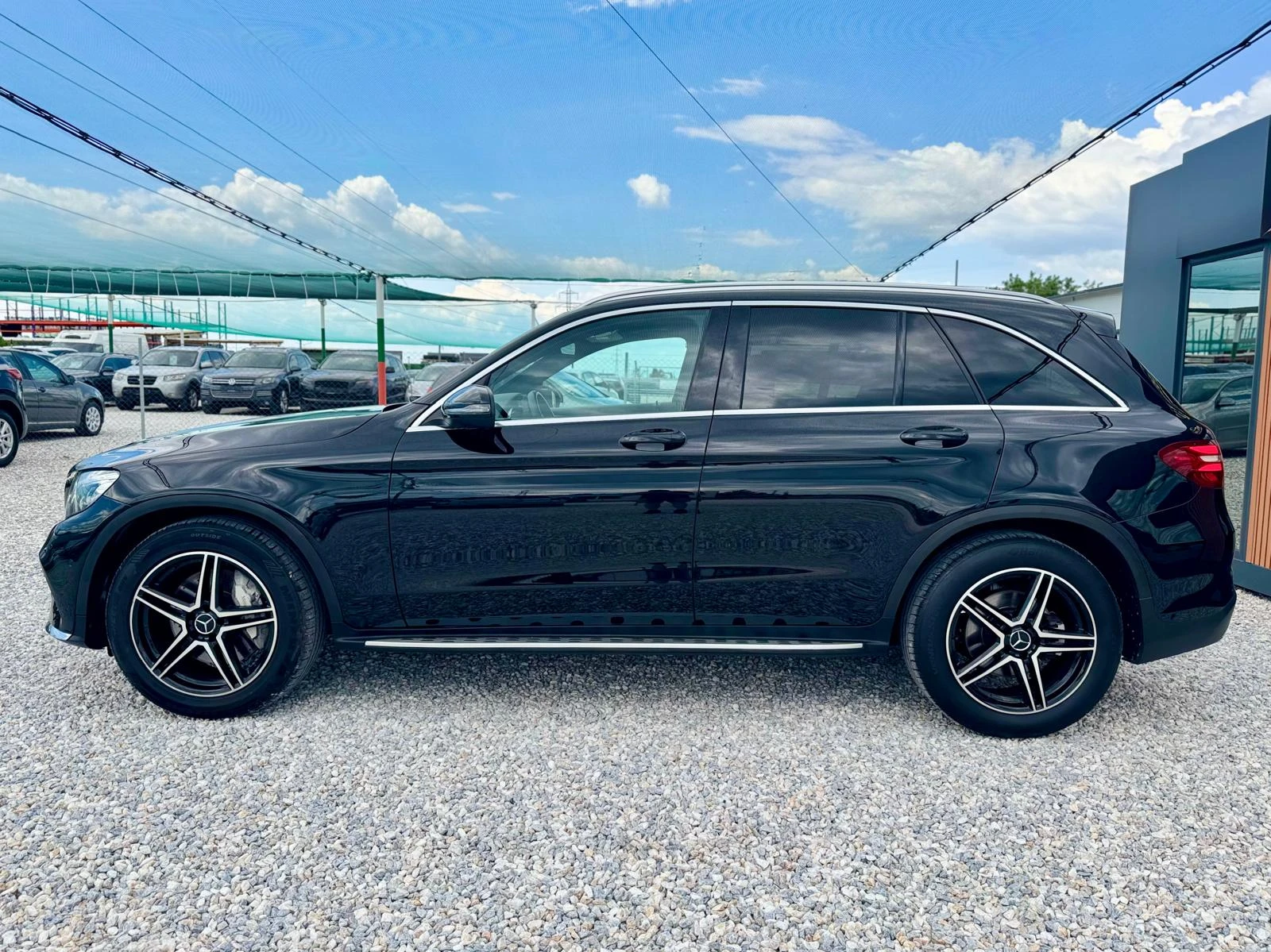 Mercedes-Benz GLC 220 ::4 MATIC::AMG line::9G-TRONIC, снимка 5 - Автомобили и джипове - 54680654