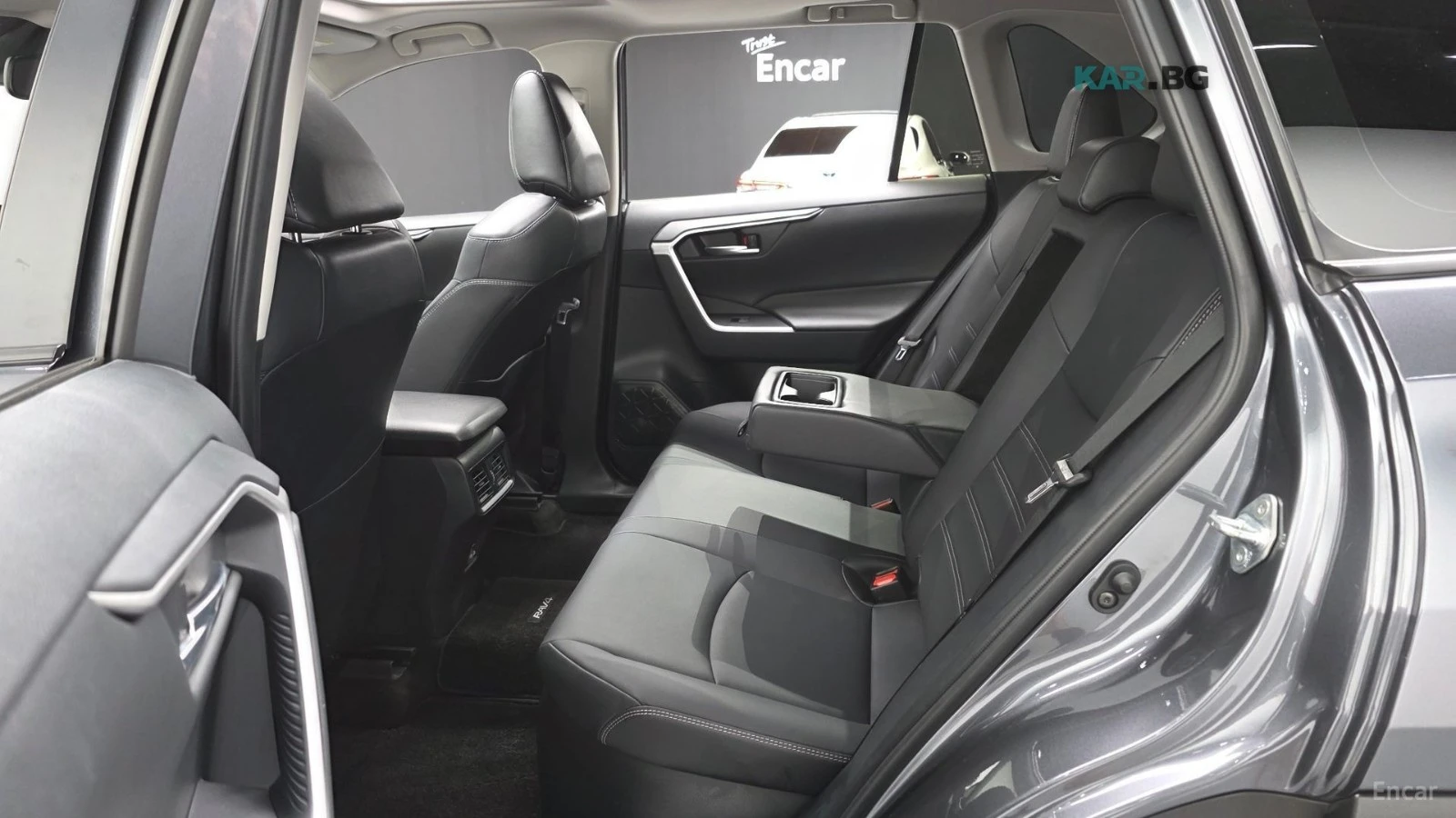 Toyota Rav4 2.5XLE* DIGITAL* ПОДГРЕВ* КАМЕРА* ДИСТРОНИК* , снимка 12 - Автомобили и джипове - 55118143