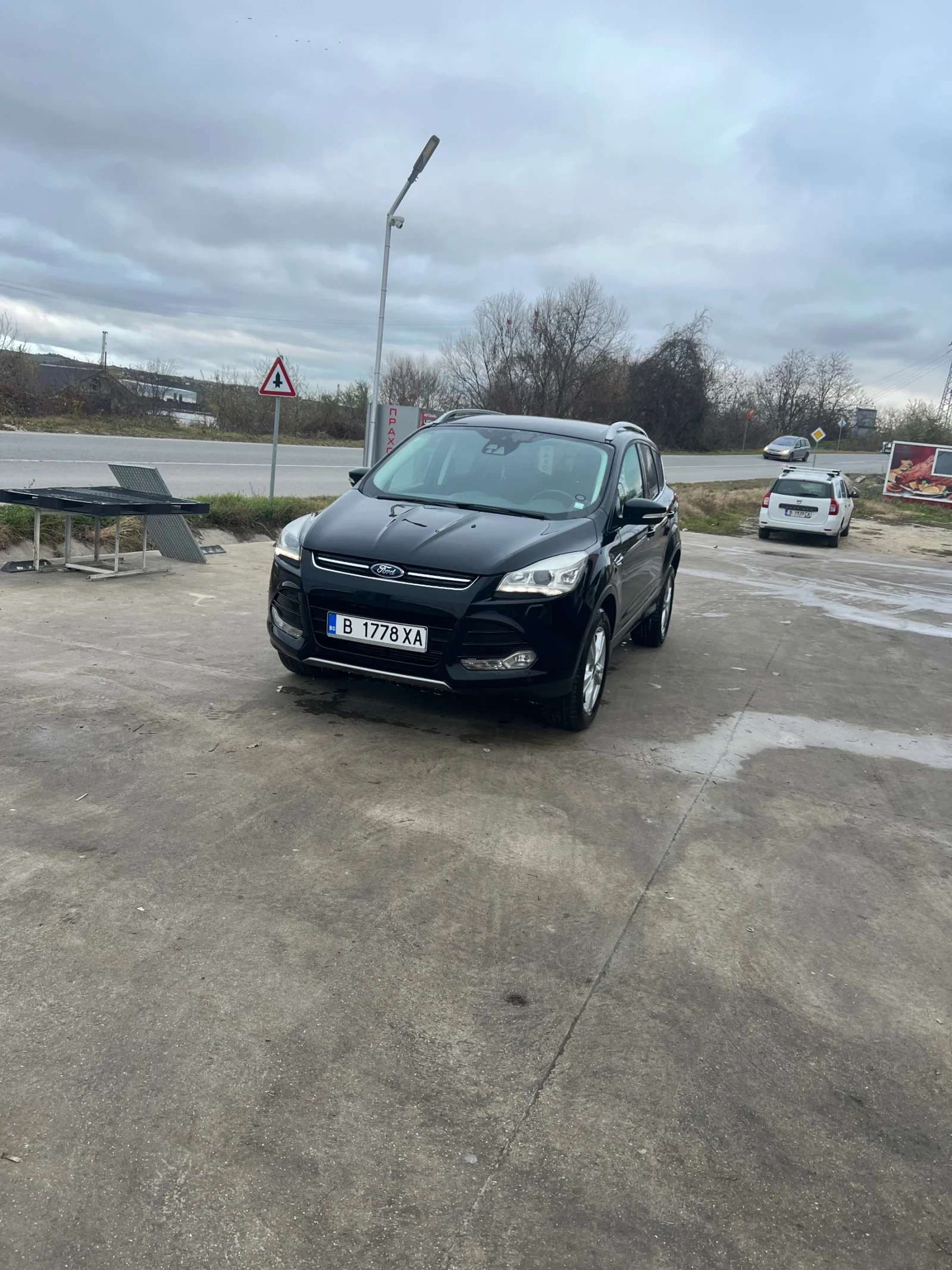 Ford Kuga Titanium, снимка 10 - Автомобили и джипове - 56079905