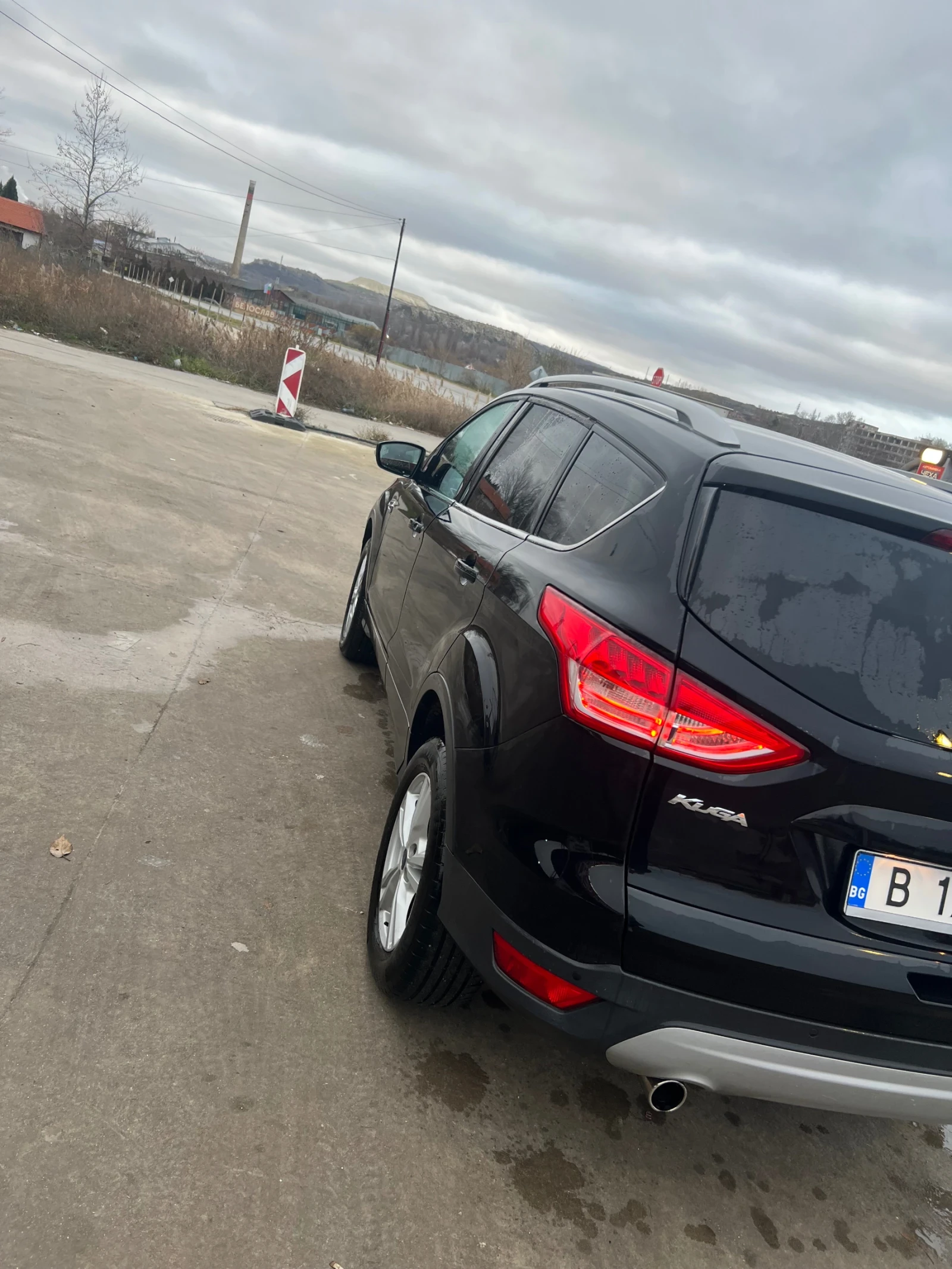 Ford Kuga Titanium, снимка 11 - Автомобили и джипове - 56079905