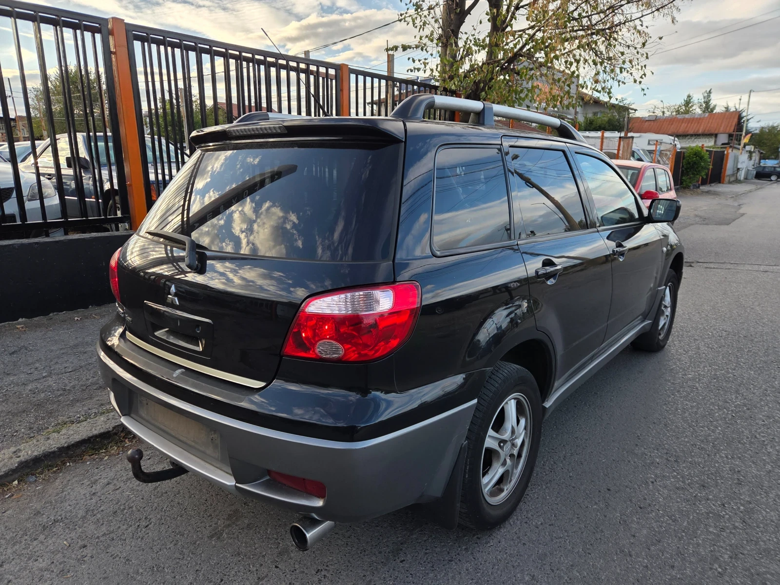 Mitsubishi Outlander 2, 000 EURO4 , снимка 6 - Автомобили и джипове - 56218638
