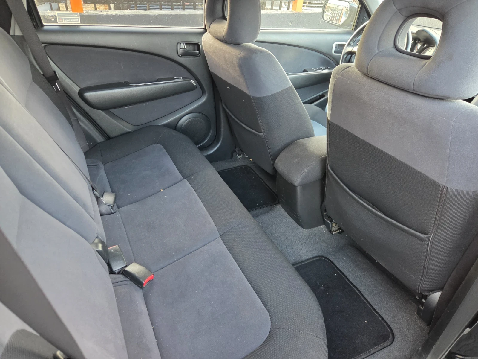 Mitsubishi Outlander 2, 000 EURO4 , снимка 8 - Автомобили и джипове - 56218638