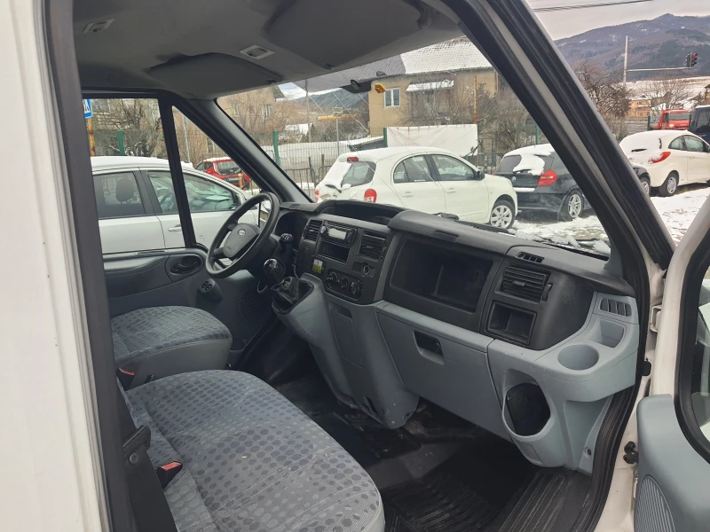 Ford Transit 2.2tdci, снимка 12 - Бусове и автобуси - 53045232