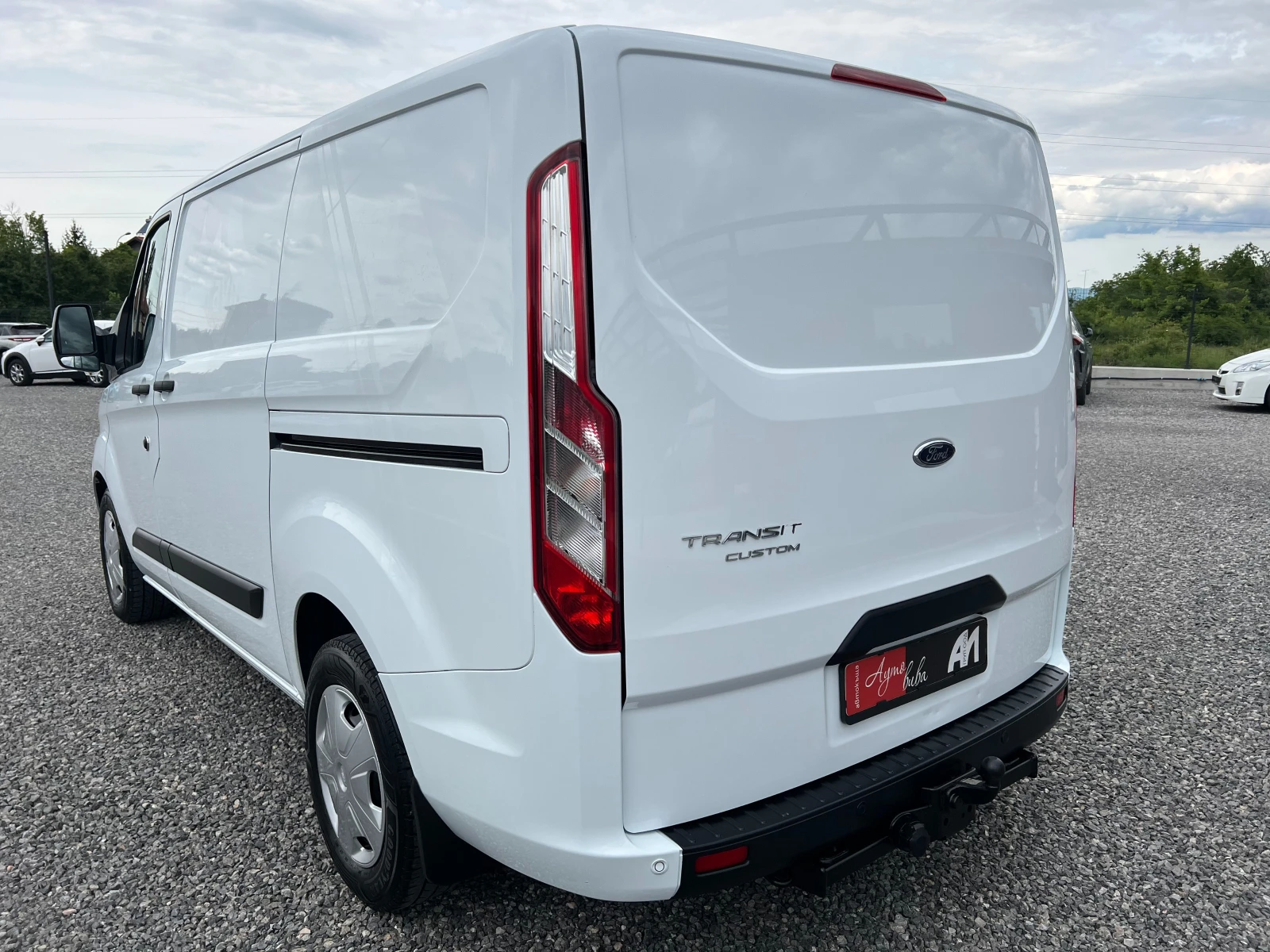 Ford Transit Custom 2.0TDCi ДВЕ СТРАНИЧНИ ВРАТИ/Серв. история/175502км, снимка 3 - Бусове и автобуси - 54621886