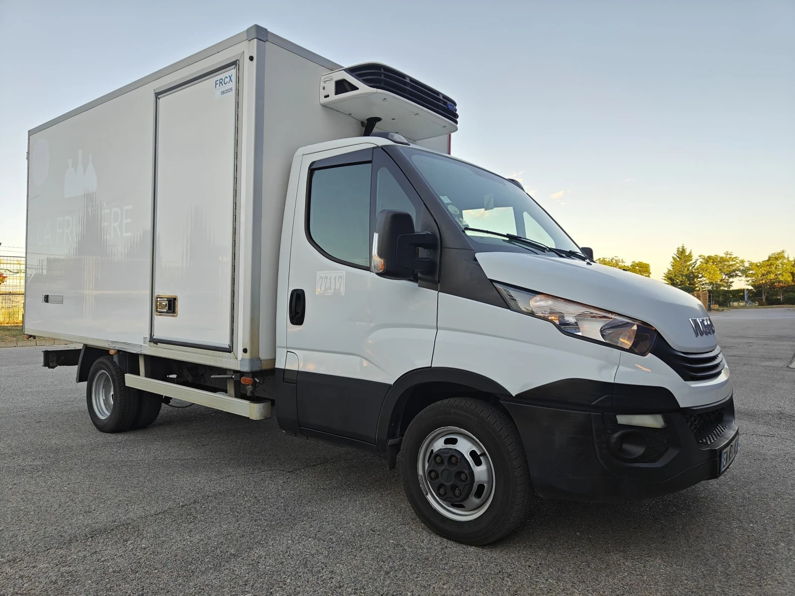 Iveco Daily 35C14 Хл.фургон Carrier Xarios 350, снимка 3 - Бусове и автобуси - 55286413