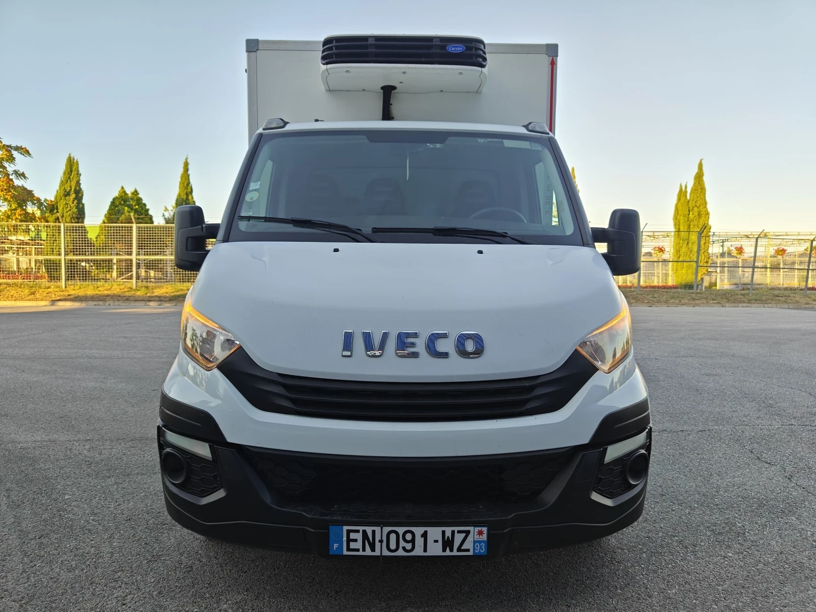 Iveco Daily 35C14 Хл.фургон Carrier Xarios 350, снимка 2 - Бусове и автобуси - 55286413