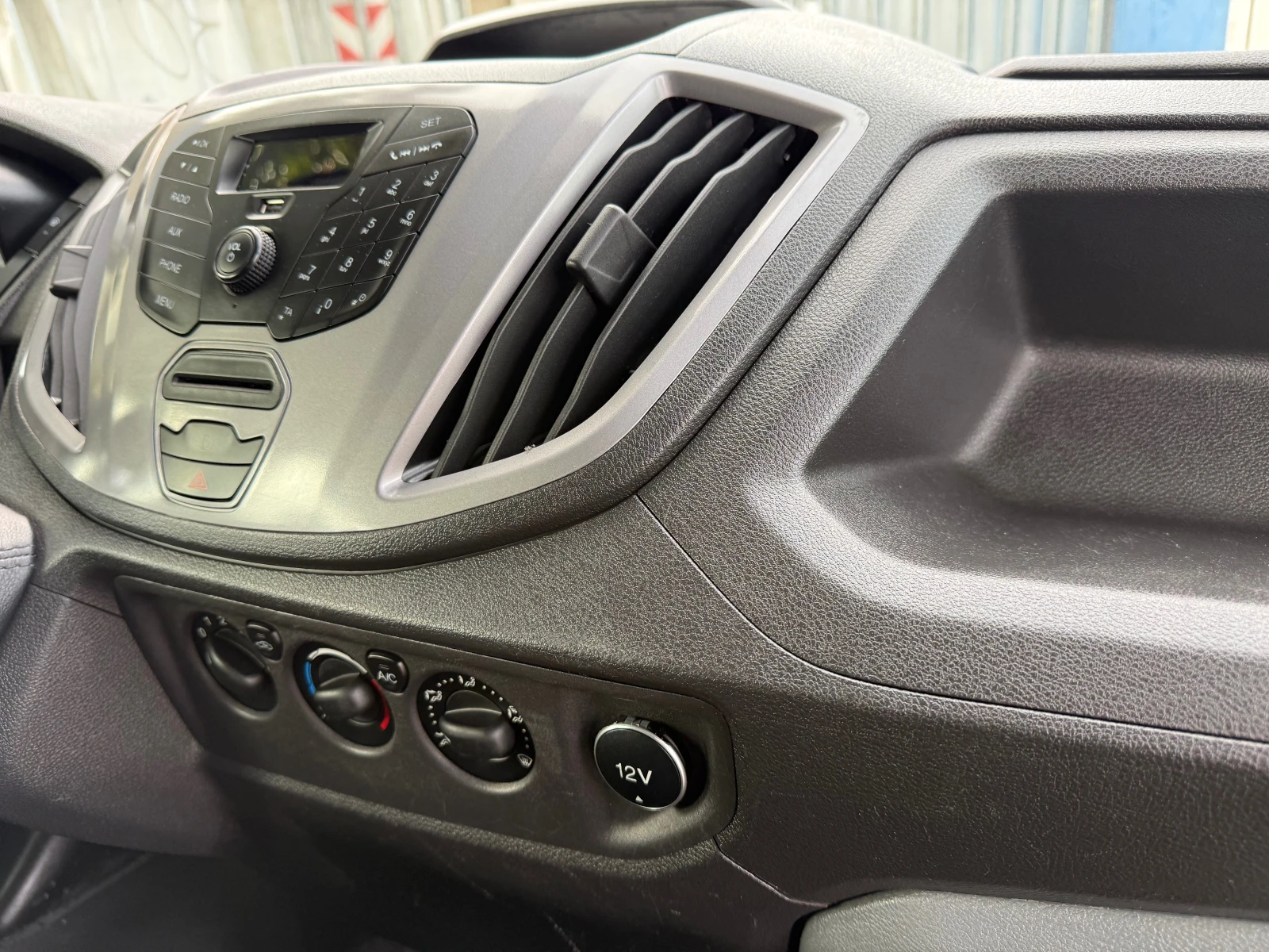 Ford Transit 2.2TDCi 7 МЕСТА , снимка 11 - Бусове и автобуси - 56613908