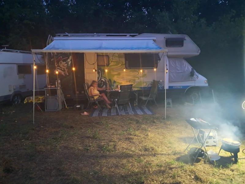 Кемпер Elnagh Фиат-Дукато 2, 5 TDI, снимка 16 - Каравани и кемпери - 51155764