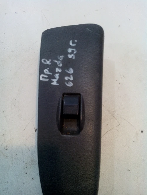 Предно дясно копче ел.стъкло за Мазда 626