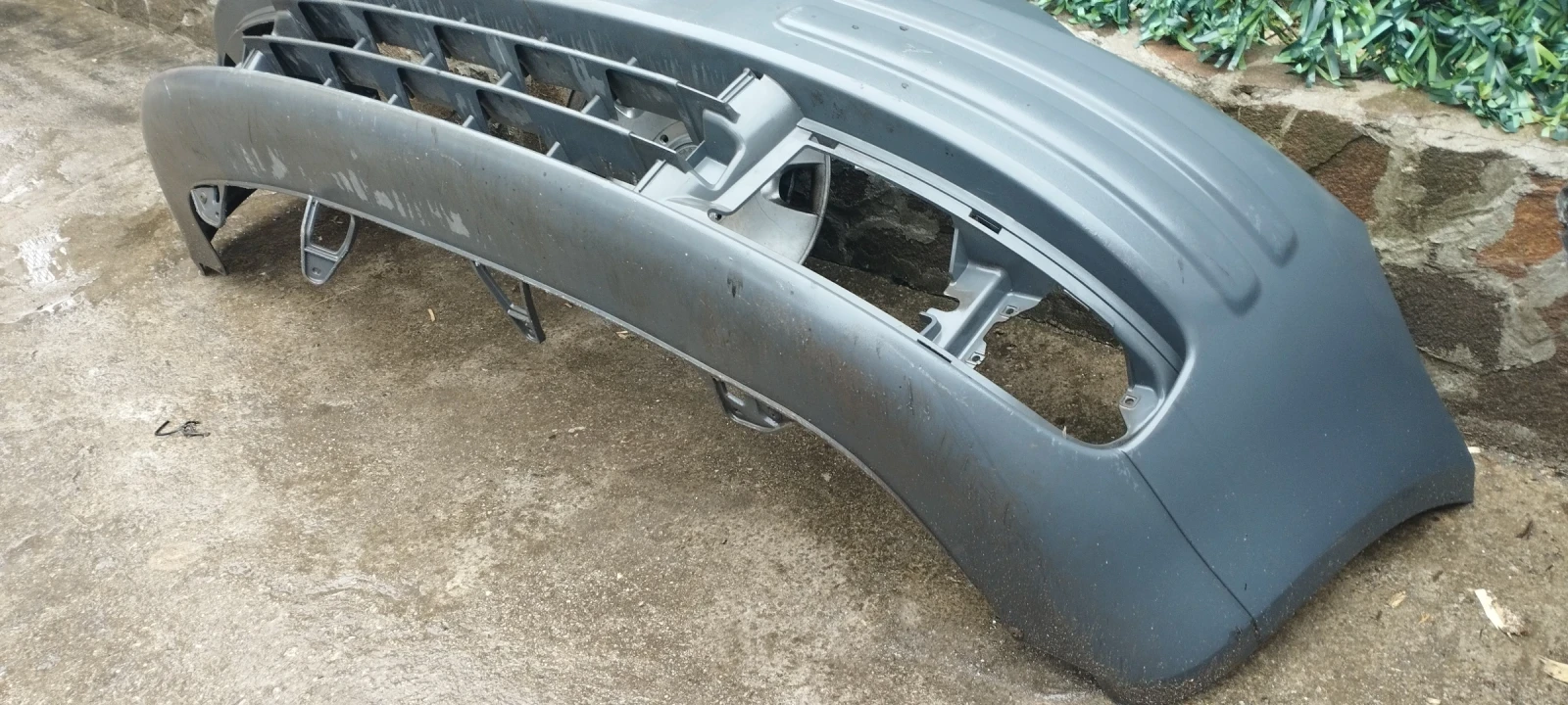 Предна броня и фар за VW Caddy , снимка 2 - Части - 54045063