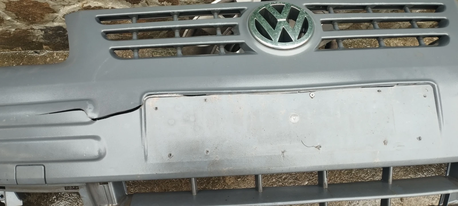 Предна броня и фар за VW Caddy , снимка 4 - Части - 54045063