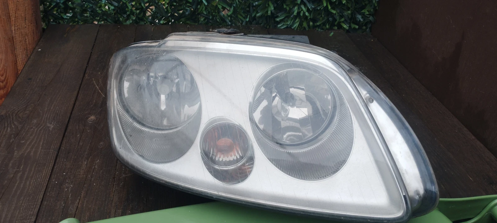 Предна броня и фар за VW Caddy , снимка 7 - Части - 54045063