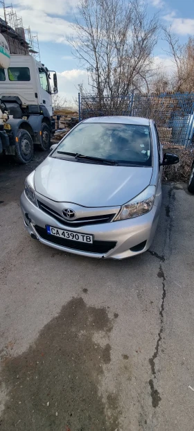 Toyota Yaris, снимка 2