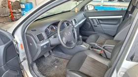Opel Vectra Комби, снимка 9