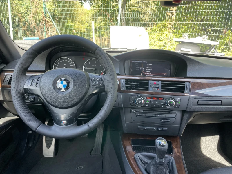 BMW 320 E91+ 320xDrive+ Facelift+ M-packet+ Sport-packet+ , снимка 14 - Автомобили и джипове - 46853580