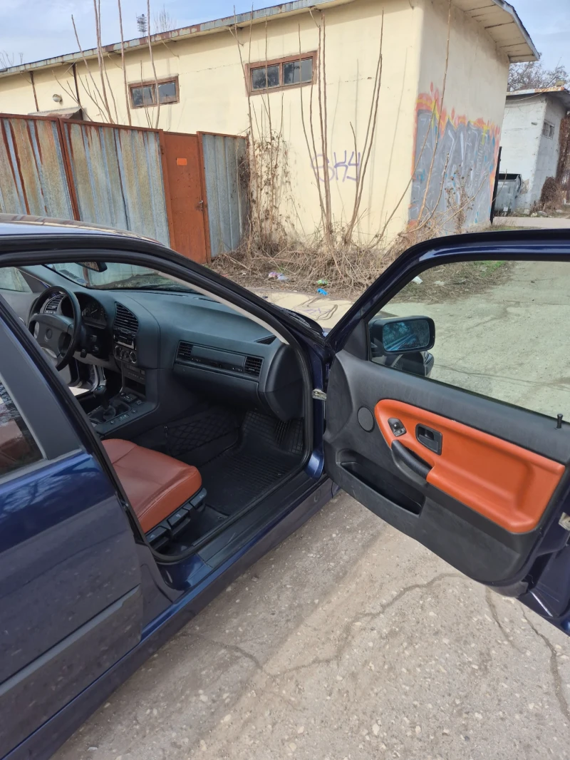 BMW 316 142000км кожа, пилот, печка, подгреви, снимка 6 - Автомобили и джипове - 49446536