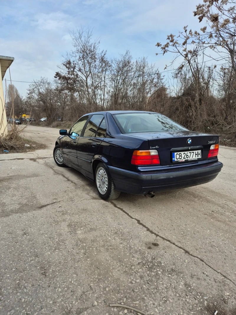 BMW 316 142000км кожа, пилот, печка, подгреви, снимка 4 - Автомобили и джипове - 49446536