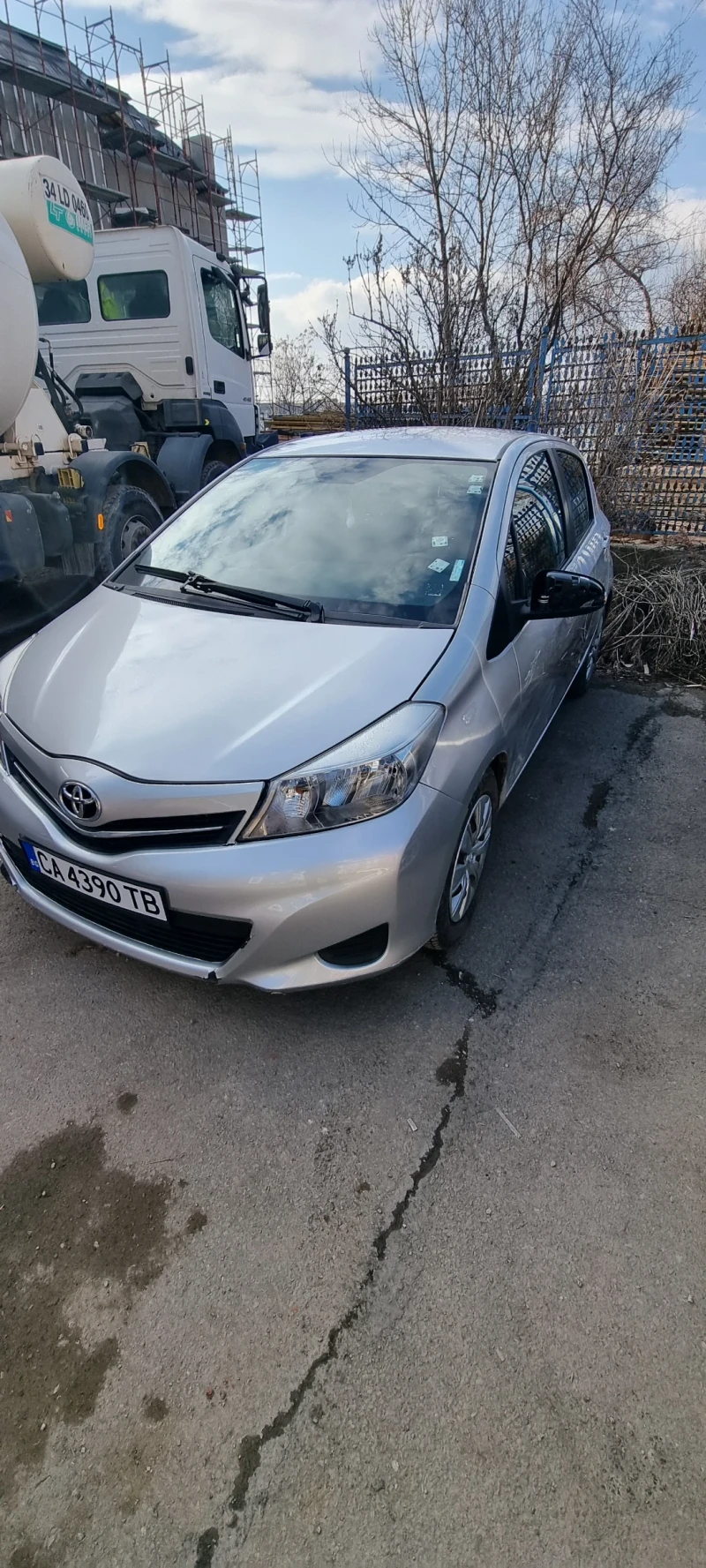 Toyota Yaris, снимка 1 - Автомобили и джипове - 49541234