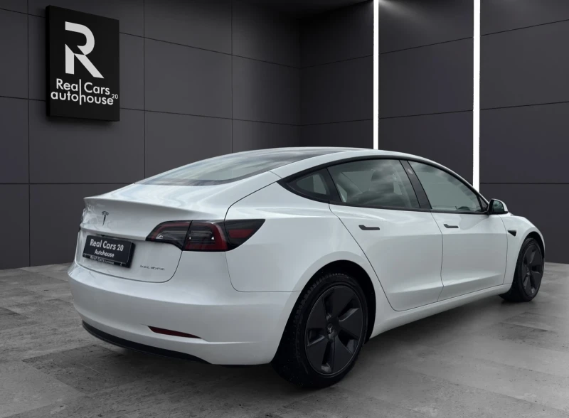 Tesla Model 3 Long Range* AWD* NAVI* LED* KEYLESS* PANO* , снимка 6 - Автомобили и джипове - 50606405