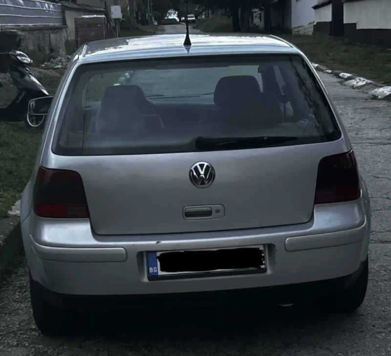 VW Golf, снимка 2 - Автомобили и джипове - 52430362