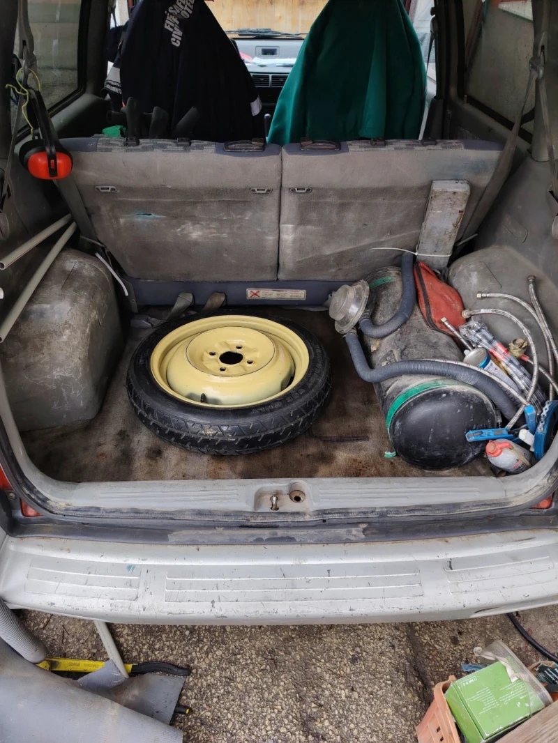 Mitsubishi Space runner, снимка 5 - Автомобили и джипове - 52586683